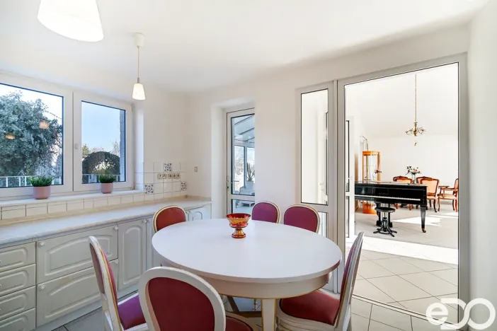 Prodej rodinného domu, Senohraby, Nad žlábky, 388 m2