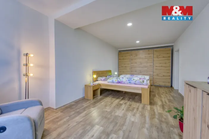 Prodej rodinného domu, Horní Kozolupy, 197 m2