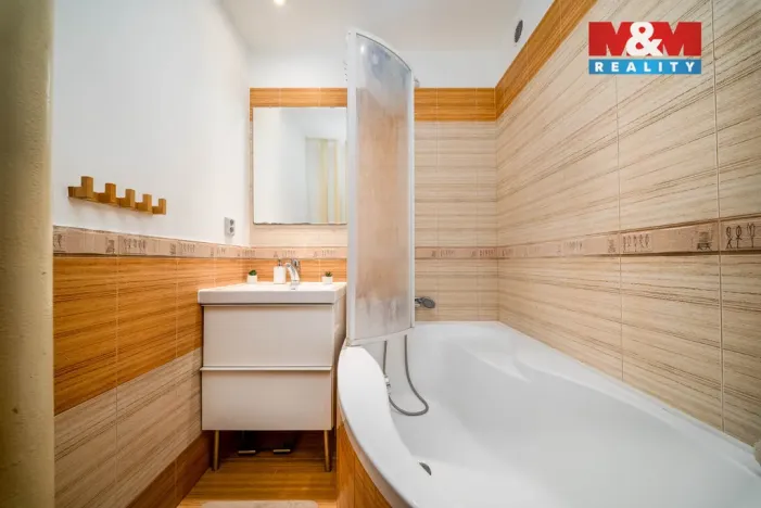 Prodej bytu 3+1, Poděbrady - Poděbrady II, Alešova, 69 m2