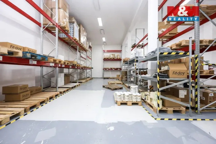 Pronájem skladu, Hlubočky, Fučíkova, 900 m2