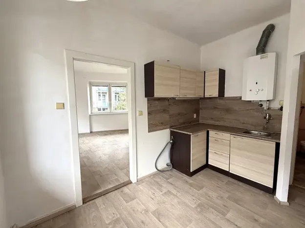 Pronájem bytu 1+1, Brno, Krkoškova, 35 m2