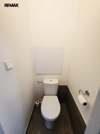 Pronájem bytu 2+1, Hradec Králové - Slezské Předměstí, třída SNP, 55 m2