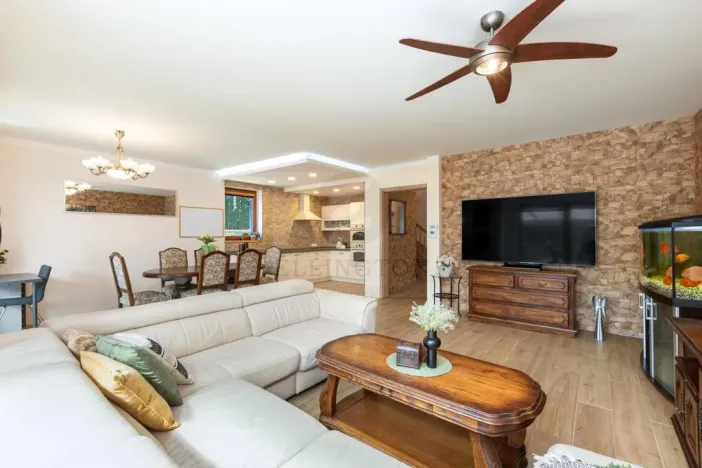 Prodej rodinného domu, Roztoky, Zvoncová, 163 m2