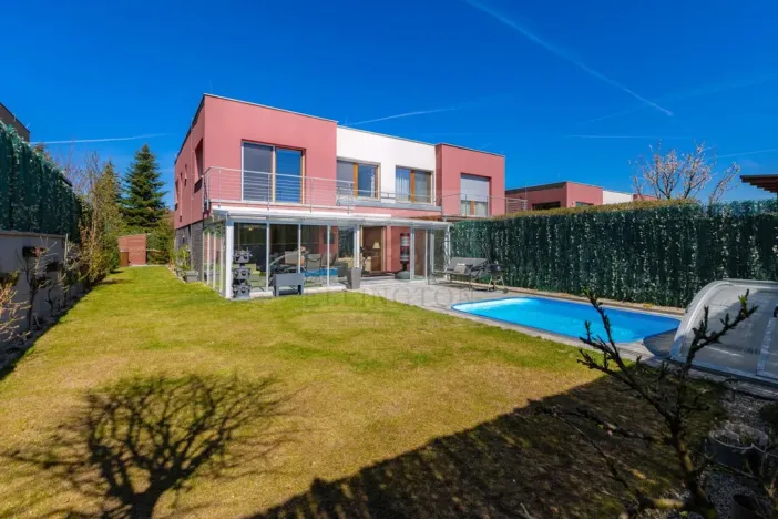 Prodej rodinného domu, Roztoky, Zvoncová, 163 m2