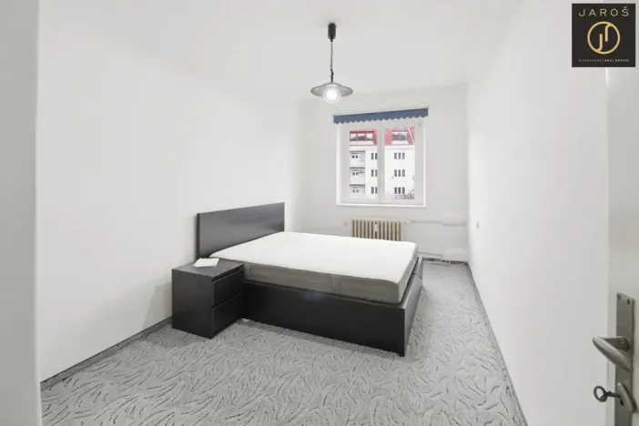 Pronájem bytu 3+1, Praha - Košíře, Vrchlického, 71 m2