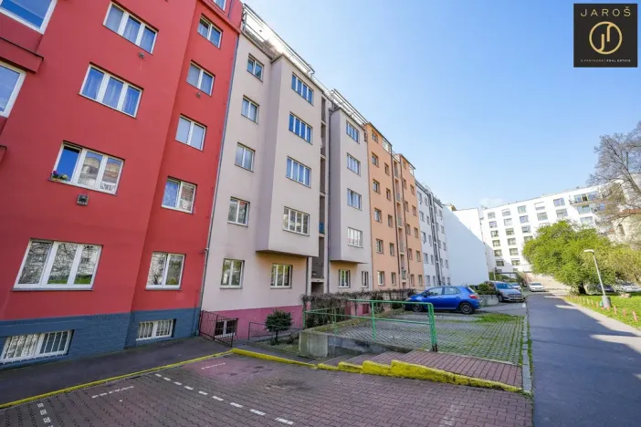 Pronájem bytu 3+1, Praha - Košíře, Vrchlického, 71 m2