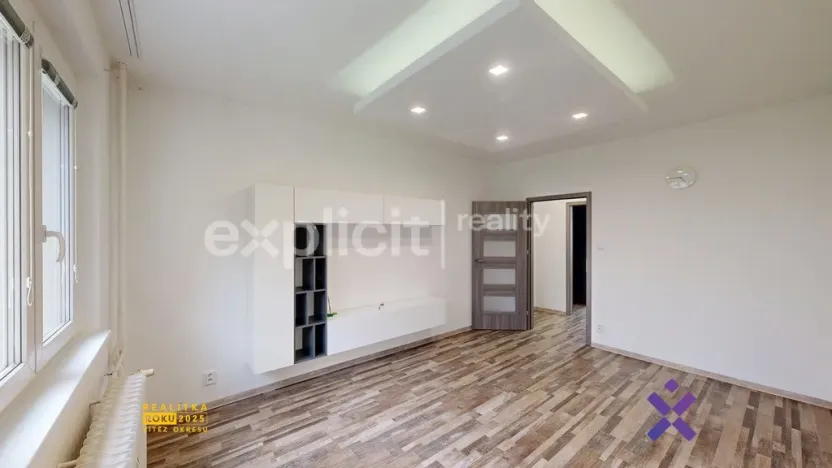 Pronájem bytu 2+1, Zlín - Malenovice, Husova, 50 m2