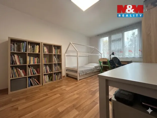 Pronájem bytu 3+1, Klatovy - Klatovy III, Plzeňská, 88 m2