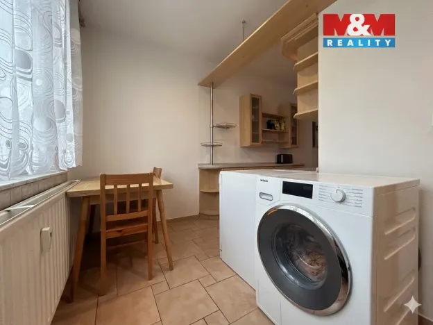 Pronájem bytu 3+1, Klatovy - Klatovy III, Plzeňská, 88 m2