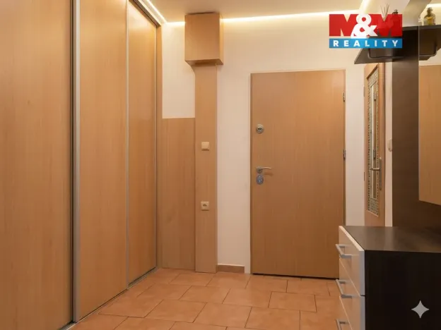 Pronájem bytu 3+1, Klatovy - Klatovy III, Plzeňská, 88 m2