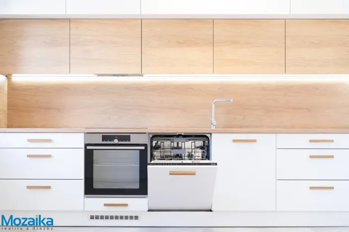 Pronájem bytu 3+kk, Lanškroun - Lanškroun-Vnitřní Město, nám. J. M. Marků, 86 m2