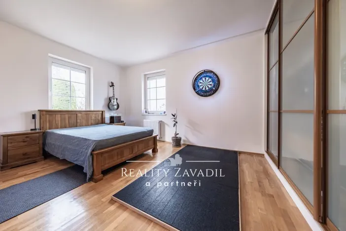 Pronájem rodinného domu, Popovičky, Na Skalce, 271 m2