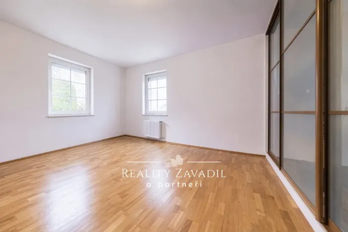 Pronájem rodinného domu, Popovičky, Na Skalce, 271 m2