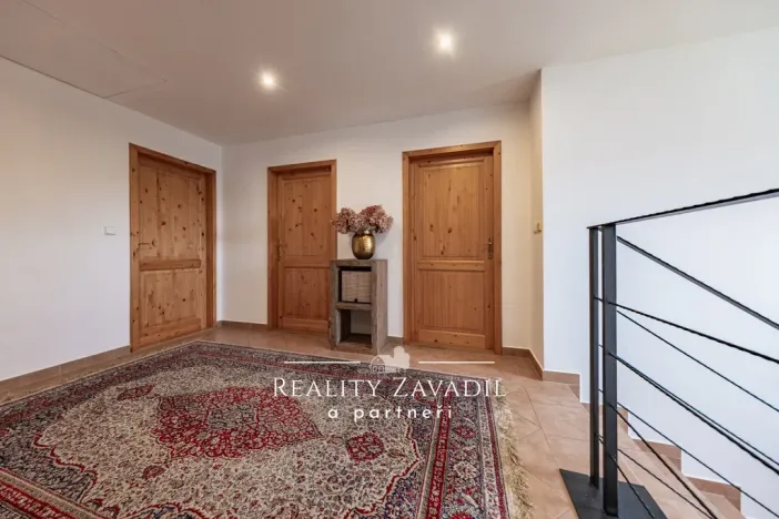 Pronájem rodinného domu, Popovičky, Na Skalce, 271 m2