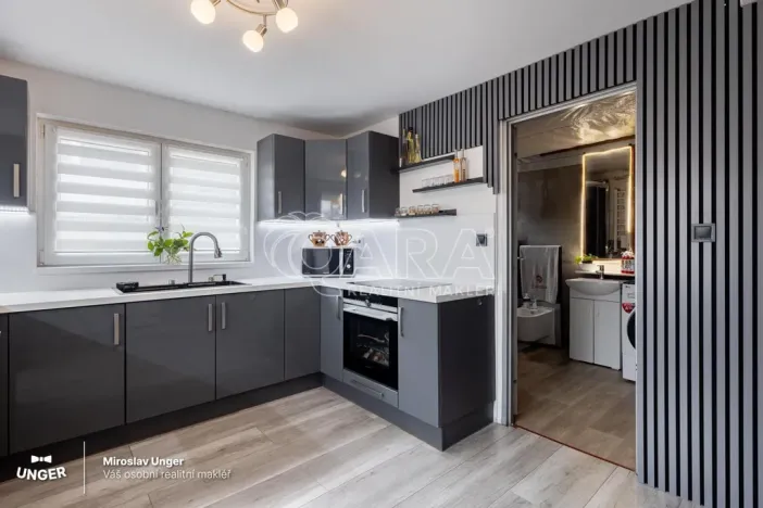 Prodej chaty, Kochánky, 104 m2