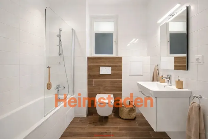 Pronájem bytu 2+kk, Ostrava - Moravská Ostrava, Sokolská třída, 60 m2