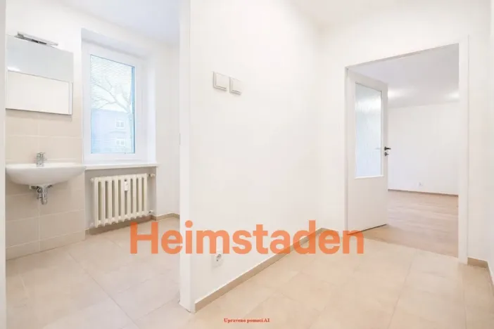 Pronájem bytu 1+kk, Havířov - Prostřední Suchá, Kapitána Jasioka, 28 m2