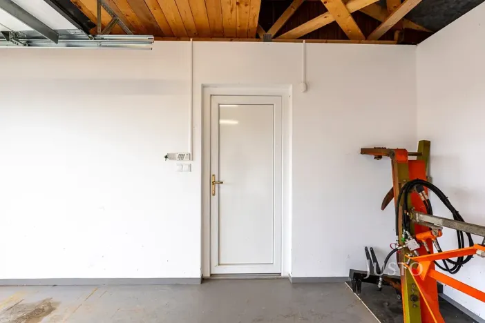 Prodej garáže, Těmice, 38 m2