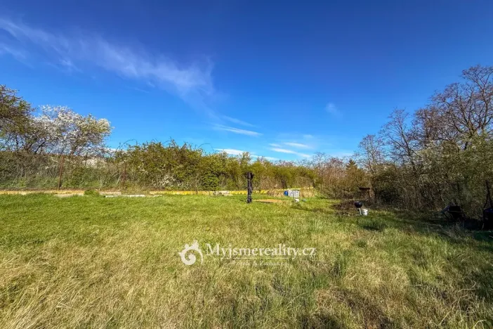 Prodej zahrady, Znojmo, 1157 m2