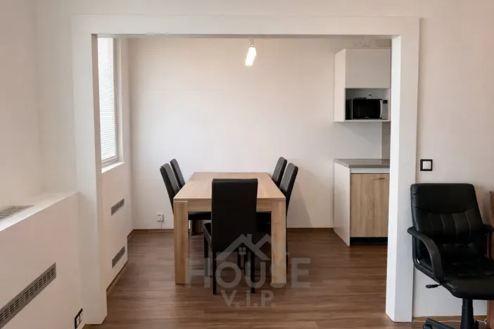 Prodej bytu 3+1, Praha - Černý Most, Vašátkova, 77 m2