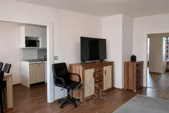 Prodej bytu 3+1, Praha - Černý Most, Vašátkova, 77 m2