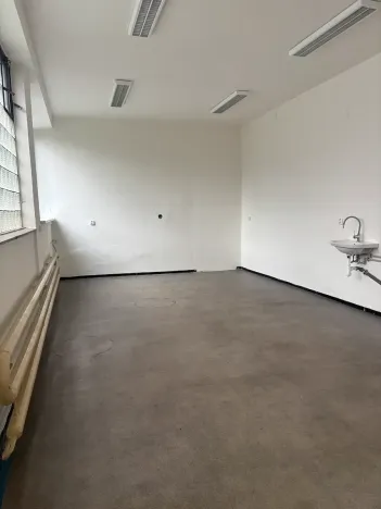 Pronájem skladu, Brno, Hněvkovského, 37 m2