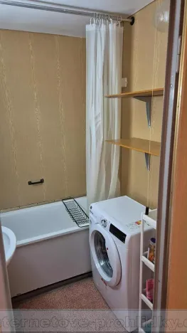 Pronájem pokoje, Brno, Vedlejší, 30 m2