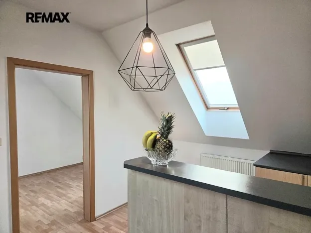 Prodej bytu 2+kk, Jesenice, Příčná I., 45 m2