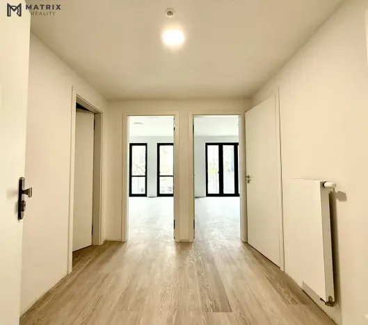 Pronájem bytu 2+kk, Praha - Libeň, Zenklova, 50 m2