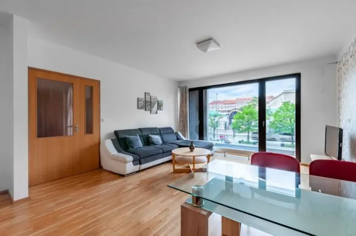 Pronájem bytu 2+kk, Praha - Vinohrady, Korunní, 76 m2