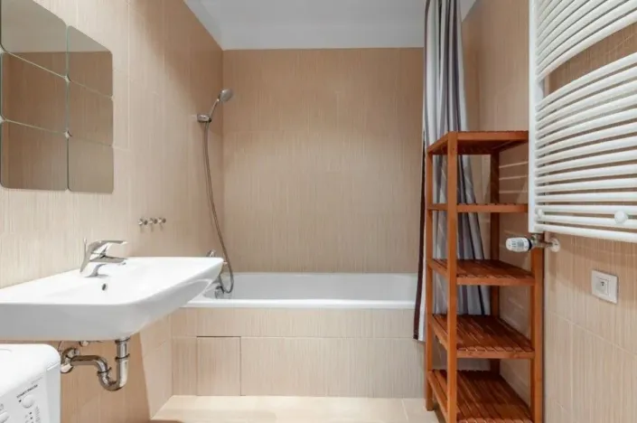 Pronájem bytu 2+kk, Praha - Vinohrady, Korunní, 76 m2