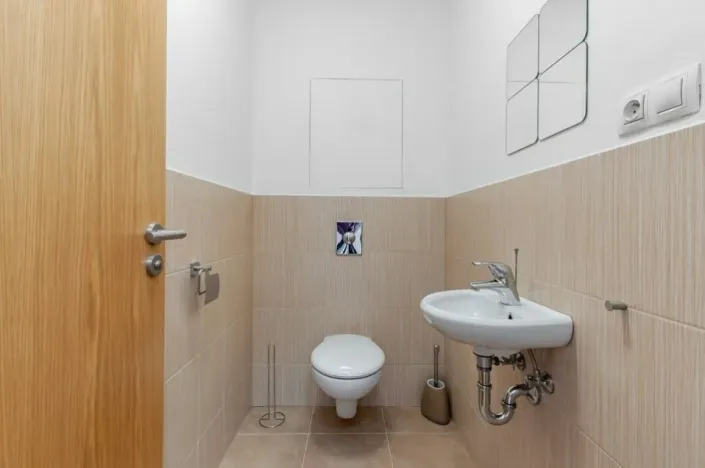 Pronájem bytu 2+kk, Praha - Vinohrady, Korunní, 76 m2