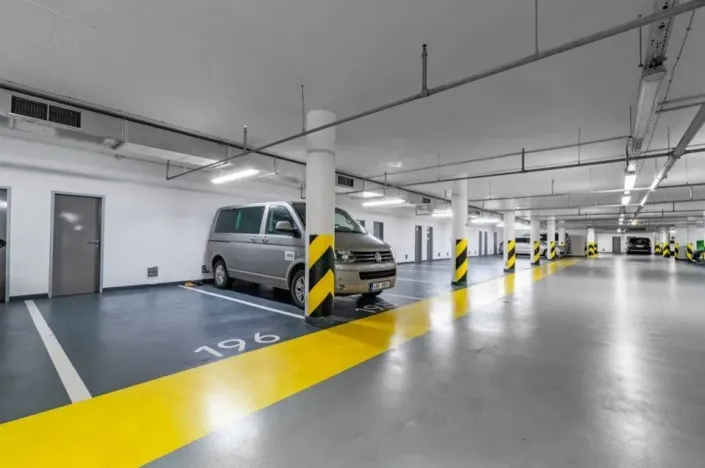 Pronájem bytu 2+kk, Praha - Vinohrady, Korunní, 76 m2