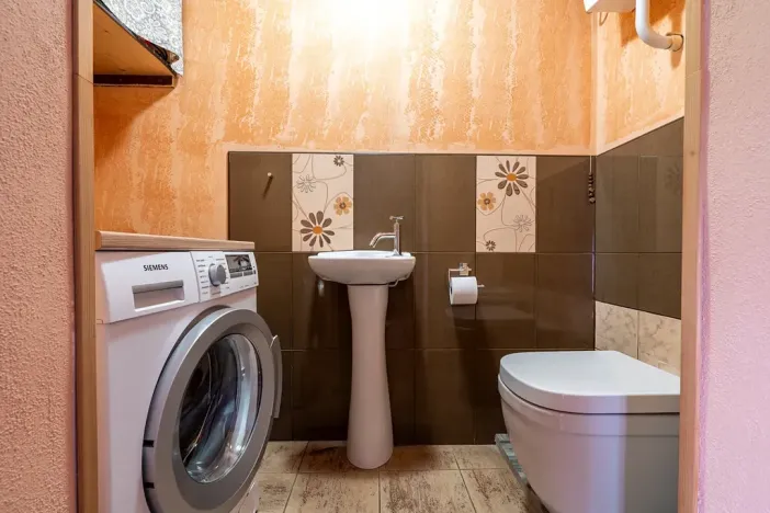 Prodej rodinného domu, Železnice, Nádražní, 73 m2