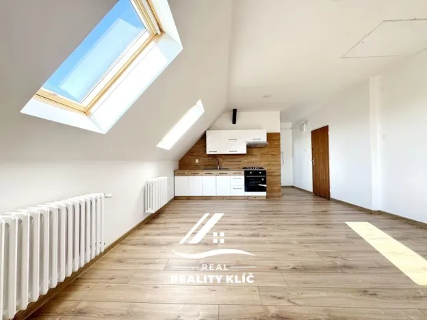 Pronájem bytu 1+kk, Ostrava, Muglinovská, 50 m2