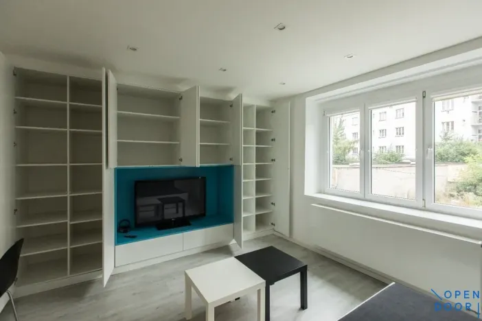 Pronájem bytu 1+kk, Praha - Nusle, Na bitevní pláni, 34 m2