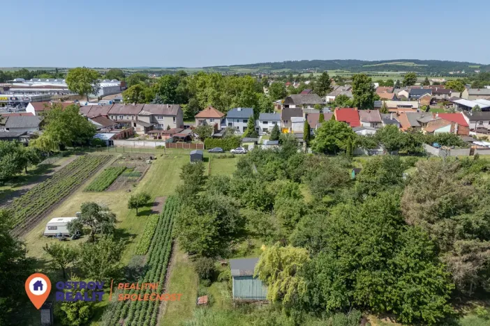 Prodej zahrady, Lutín, 717 m2