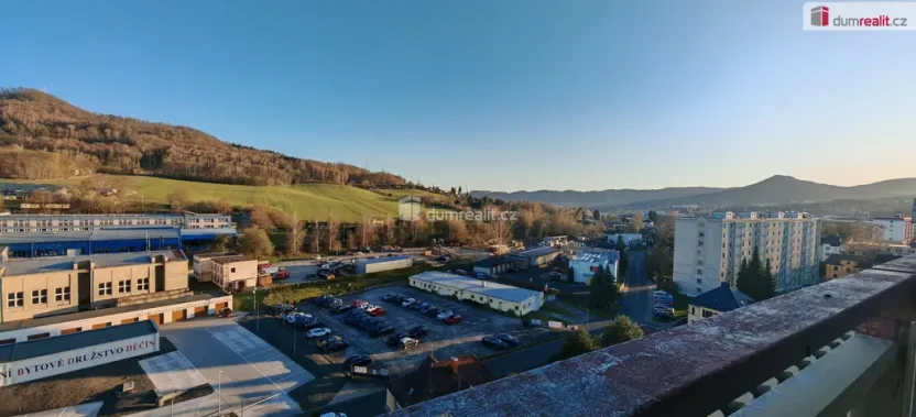 Pronájem bytu 1+kk, Děčín - Děčín III-Staré Město, Žerotínova, 28 m2