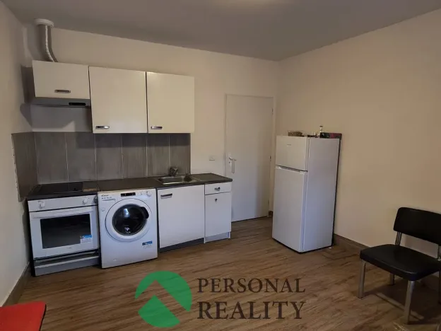 Prodej bytu 1+kk, Kutná Hora - Kutná Hora-Vnitřní Město, Orelská, 21 m2