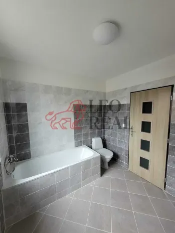 Pronájem bytu 2+kk, Nový Bor, Mařákova, 62 m2