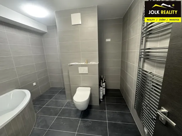 Pronájem bytu 2+kk, Opava, Kačírkova, 89 m2