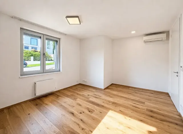 Pronájem bytu 3+kk, Praha - Smíchov, U Dívčích hradů, 123 m2