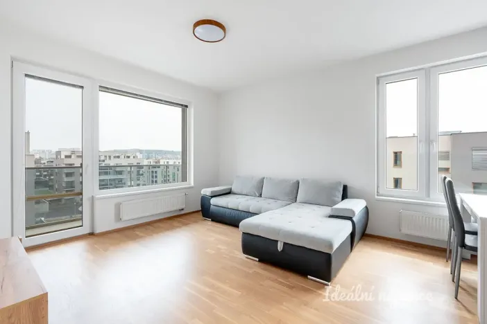 Pronájem bytu 3+kk, Praha - Hloubětín, Waltariho, 80 m2