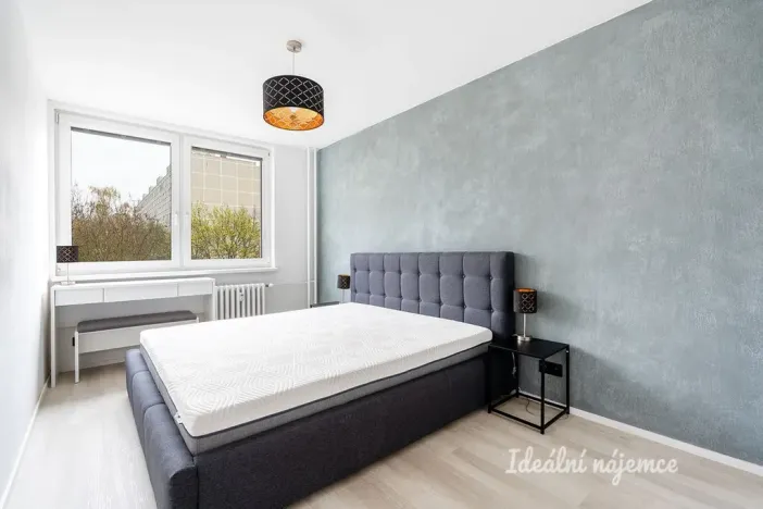 Pronájem bytu 3+kk, Praha - Modřany, Poljanovova, 68 m2