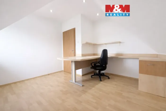 Pronájem kanceláře, Zlín - Prštné, Svat. Čecha, 48 m2