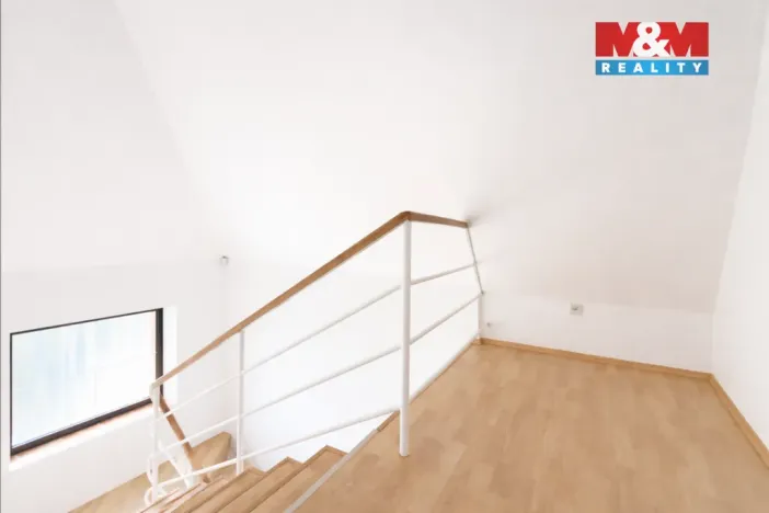 Pronájem kanceláře, Zlín - Prštné, Svat. Čecha, 48 m2