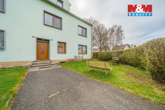 Prodej bytu 3+1, Karlovy Vary - Stará Role, Nádražní, 65 m2