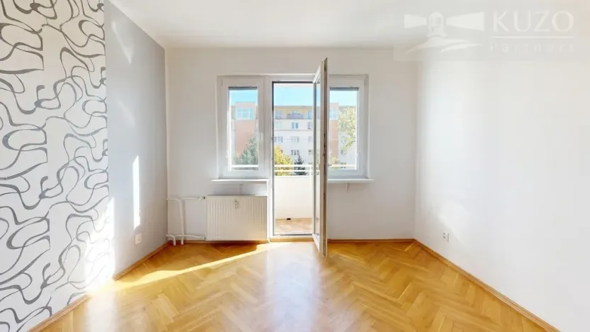 Pronájem bytu 2+kk, Praha, Oravská, 51 m2