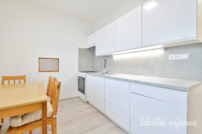 Pronájem bytu 3+1, Brno, Horácké náměstí, 72 m2