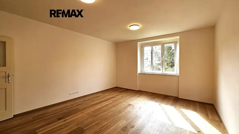 Pronájem bytu 2+kk, Praha - Břevnov, Junácká, 50 m2